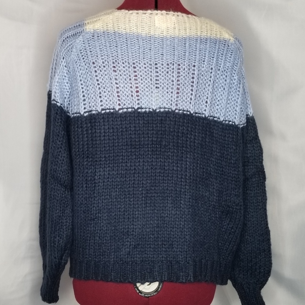 Navy Color Block Cardigan - Picture 4 of 7